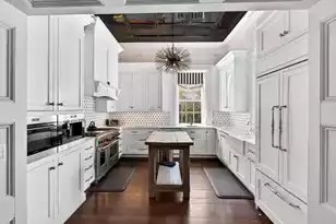 36 Society St, Charleston, SC 29401 - Photo 24