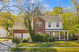 800 Essex Dr, Summerville, SC 29485 - Photo 2