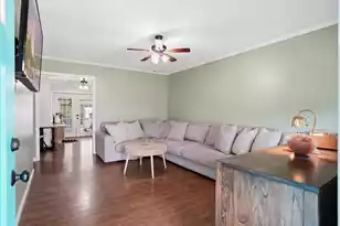 221 Froman Dr, Summerville, SC 29483 - Photo 4