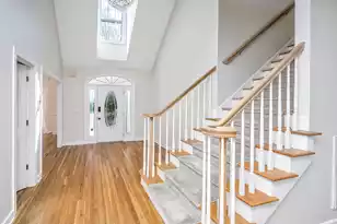 3930 Colonel Vanderhorst Cir, Mount Pleasant, SC 29466 - Photo 4