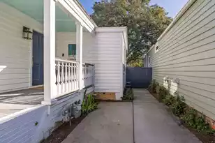 381 Sumter St, Charleston, SC 29403 - Photo 28