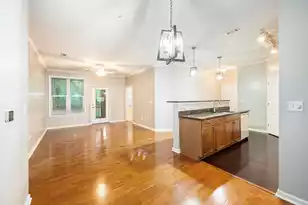 300 Bucksley Ln, Charleston, SC 29492 - Photo 4