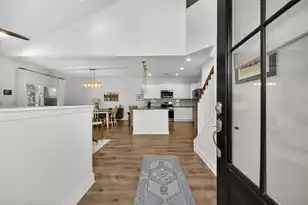 2568 KINGSFIELD ST, Mount Pleasant, SC 29466 - Photo 8