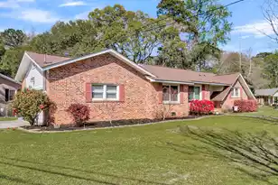 407 Rose Ln, Summerville, SC 29485 - Photo 1