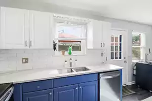 415 Parkdale Dr, Charleston, SC 29414 - Photo 4