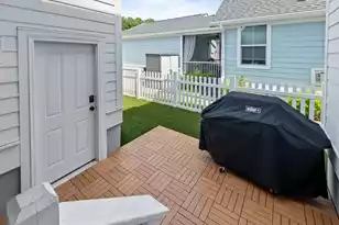1073 Oak Bluff Ave, Charleston, SC 29492 - Photo 34