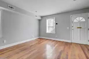 30 Poinsett St, Charleston, SC 29403 - Photo 20