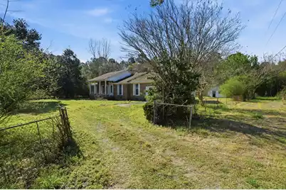 320 Guppy Way, Saint Stephen, SC 29479 - Photo 4