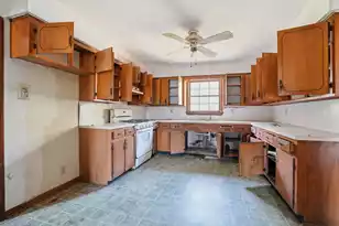 320 Guppy Way, Saint Stephen, SC 29479 - Photo 10