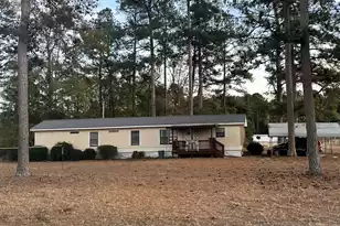 40 Hillview Rd, Saint Matthews, SC 29135 - Photo 2
