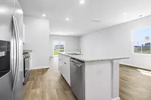 376 Tiliwa St, Summerville, SC 29486 - Photo 8