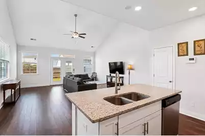 401 Stoneleigh Lane, Moncks Corner, SC 29461 - Photo 6