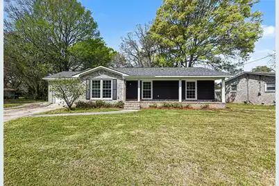 1075 Quail Drive, Charleston, SC 29412 - Photo 2