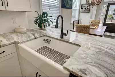 1056 Oak Bluff Avenue, Charleston, SC 29492 - Photo 12