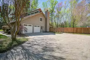 109 Huckleberry Ln, Summerville, SC 29485 - Photo 2