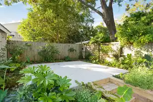 19 Gordon St, Charleston, SC 29403 - Photo 40