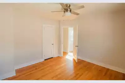 25 Ashley Avenue, Charleston, SC 29401 - Photo 16