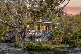 7 William St, Mount Pleasant, SC 29464 - Photo 1