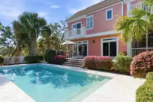 24 Commons Ct, Isle Of Palms, SC 29451 - Photo 20