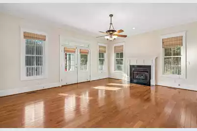 1603 Charlotte G Circle, Mount Pleasant, SC 29464 - Photo 14