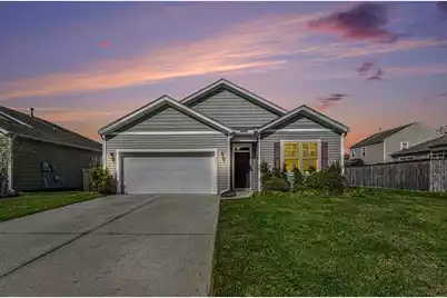 621 Wayton Circle, Moncks Corner, SC 29461 - Photo 2