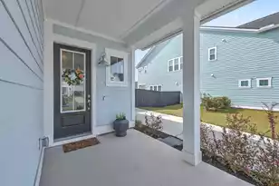 225 Witherspoon St, Summerville, SC 29486 - Photo 6