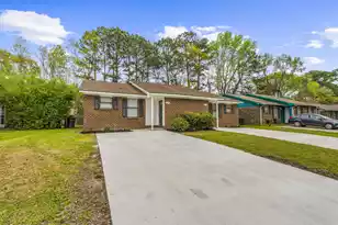 127 Cedar Grove Dr #A&b, North Charleston, SC 29420 - Photo 2