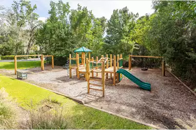 340 De La Gaye Point, Beaufort, SC 29902 - Photo 6