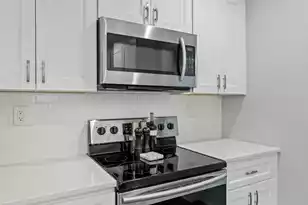 5905 Sedgefield Dr, Hanahan, SC 29410 - Photo 10