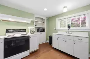 406 Gum Street S, Summerville, SC 29483 - Photo 38