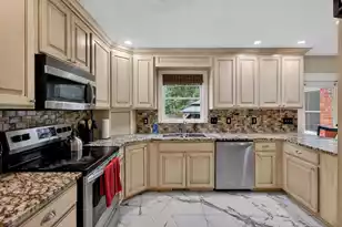 112 Delaney Cir, Summerville, SC 29485 - Photo 12