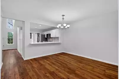 1004 Yellow Hawthorn, Summerville, SC 29483 - Photo 4