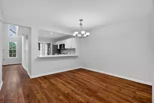 1004 Yellow Hawthorn, Summerville, SC 29483 - Photo 4