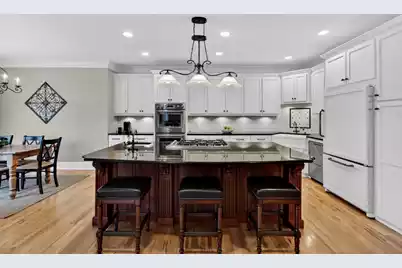 2992 Pignatelli Crescent, Mount Pleasant, SC 29466 - Photo 20