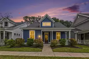 205 Angelica Ave, Summerville, SC 29483 - Photo 2