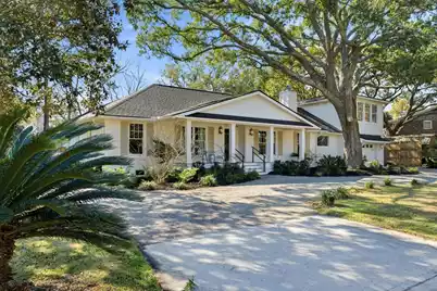 1106 Meadowcroft Lane, Mount Pleasant, SC 29464 - Photo 2