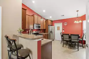 214 Chipping Sparrow Dr, Summerville, SC 29485 - Photo 8