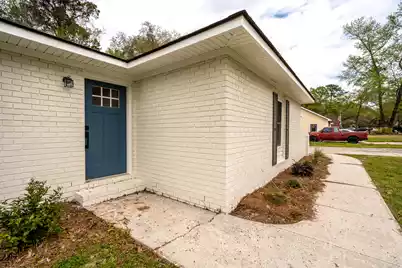230 Smythe Drive, Summerville, SC 29485 - Photo 2