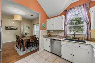 358 Arlington Dr, Charleston, SC 29414 - Photo 8