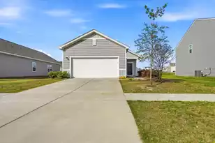 426 Pender Woods Dr, Summerville, SC 29486 - Photo 1