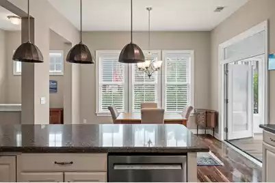 1466 Hollenberg Lane, Mount Pleasant, SC 29466 - Photo 16