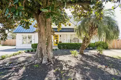 1313 Lonnie Circle, Mount Pleasant, SC 29464 - Photo 2