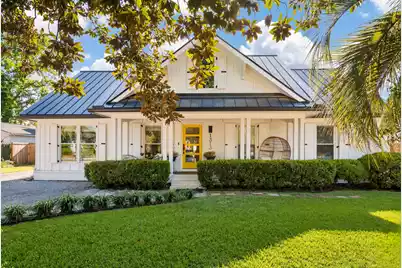 1313 Lonnie Circle, Mount Pleasant, SC 29464 - Photo 1