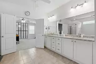 2307 Hummingbird Ln, Summerville, SC 29483 - Photo 32