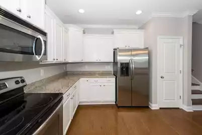 2052 Promenade Court, Mount Pleasant, SC 29466 - Photo 10