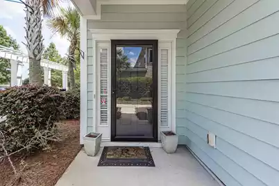 2052 Promenade Court, Mount Pleasant, SC 29466 - Photo 2