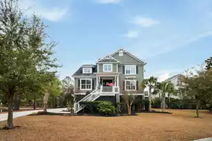 2218 Claymill Ln, Mount Pleasant, SC 29466 - Photo 2