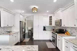 2218 Claymill Ln, Mount Pleasant, SC 29466 - Photo 18