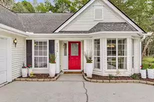 2524 Palmetto Hall Blvd, Mount Pleasant, SC 29466 - Photo 2