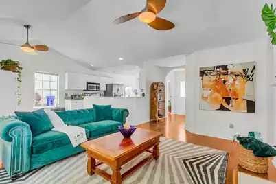 2524 Palmetto Hall Boulevard, Mount Pleasant, SC 29466 - Photo 4